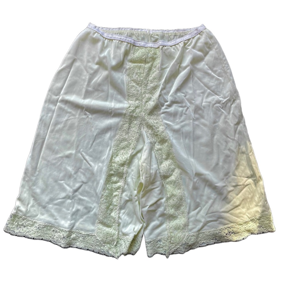 Vintage Pale Apple Green Seamprufe Slip Shorts Sz Small Medium
